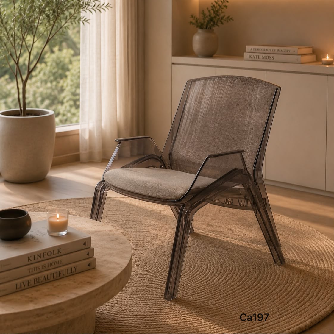 Silla gris transparente con cojín en textil plástico policarbonado 67cm* 83.5cm* 91.5cm